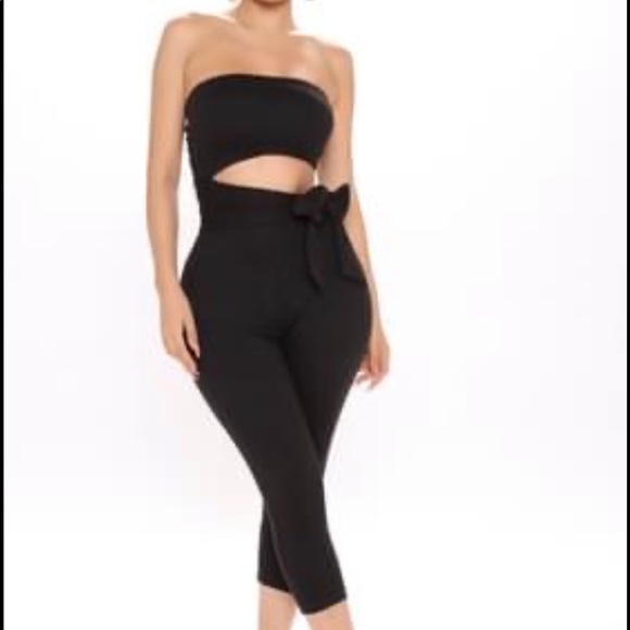 Fashionova rompers size medium 5%elastic - Picture 3 of 9